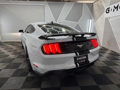 2023 Ford Mustang EcoBoost