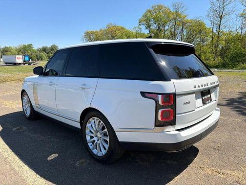 Fuji White 2019 Land Rover Range Rover HSE