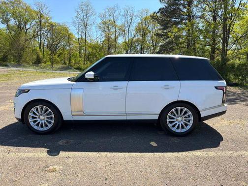 Fuji White 2019 Land Rover Range Rover HSE