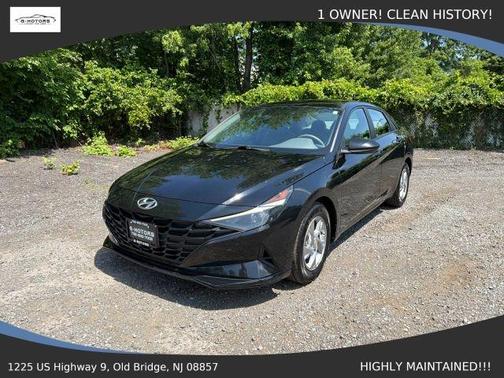 Black 2021 Hyundai ELANTRA SE