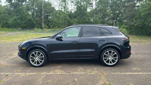 Black 2020 Porsche Cayenne Base