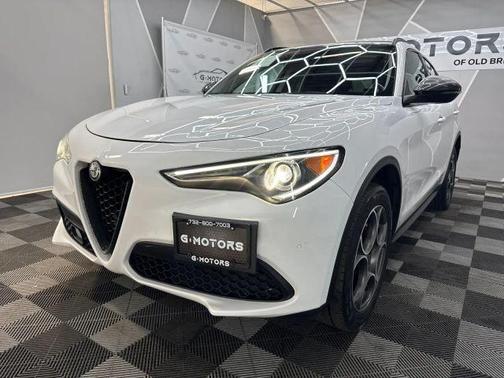 2019 Alfa Romeo Stelvio Base