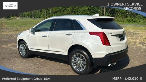White 2017 Cadillac XT5 Base