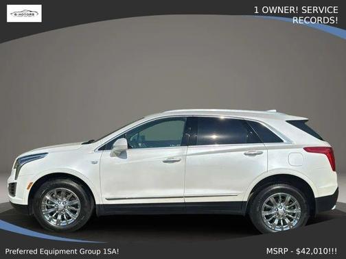 White 2017 Cadillac XT5 Base