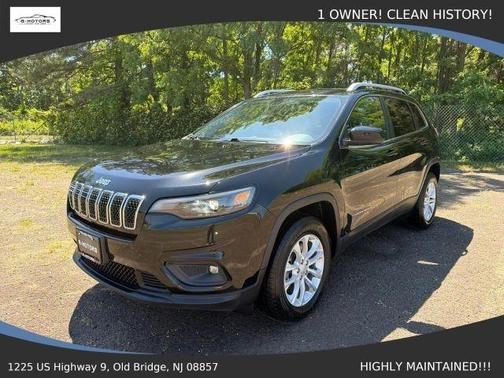 Black 2019 Jeep Cherokee Latitude