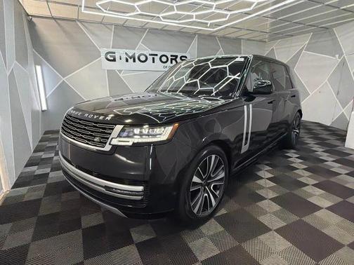 Santorini Black 2023 Land Rover Range Rover First Edition