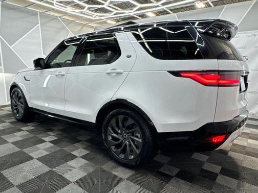 2023 Land Rover Discovery P360 S R-Dynamic