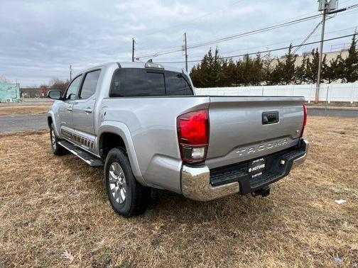 2018 Toyota Tacoma SR5