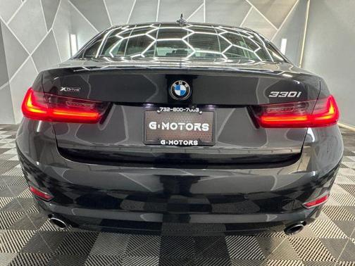 2021 BMW 330 i xDrive