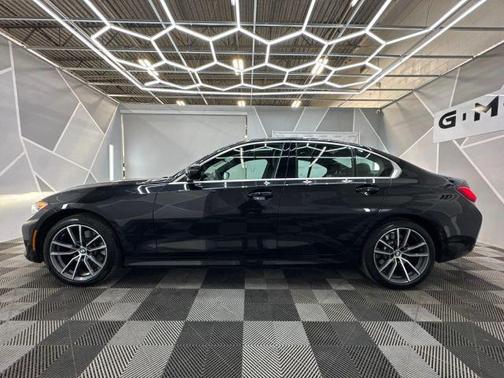2021 BMW 330 i xDrive