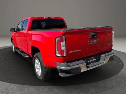 Red 2015 GMC Canyon SLE