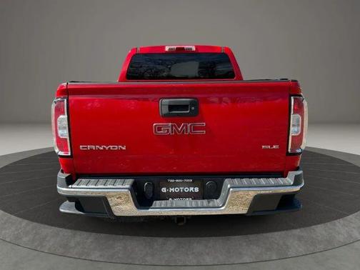 Red 2015 GMC Canyon SLE