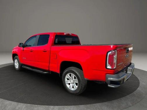 Red 2015 GMC Canyon SLE