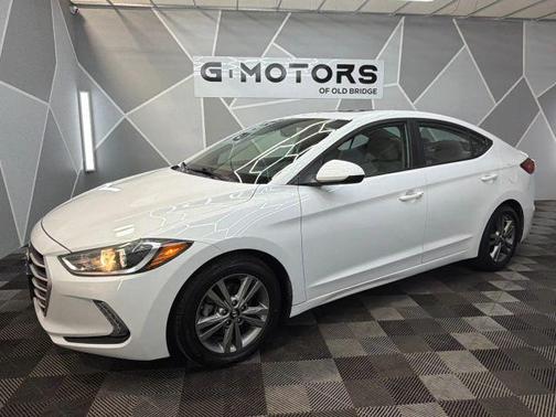 Quartz White Pearl 2017 Hyundai ELANTRA Value Edition