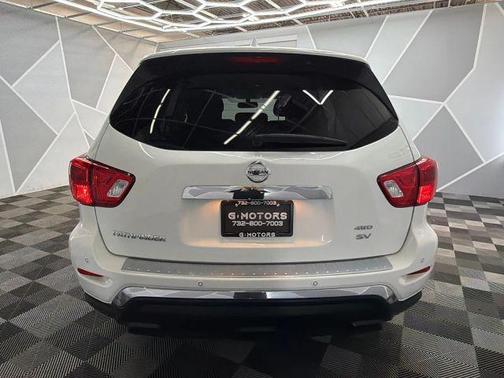 2019 Nissan Pathfinder SV