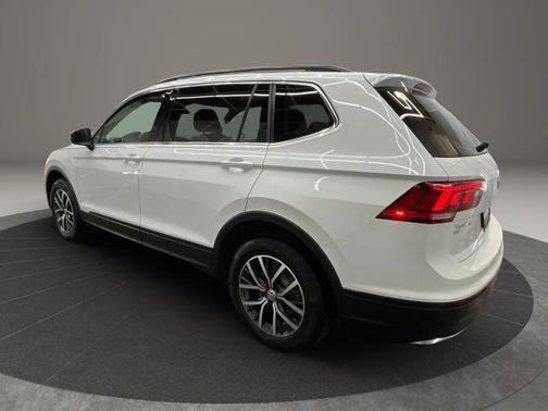 Pure White 2019 Volkswagen Tiguan 2.0T SE