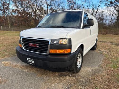 2022 GMC Savana 2500 Work Van