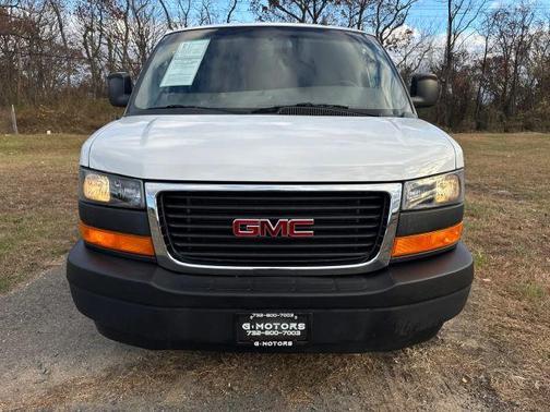 2022 GMC Savana 2500 Work Van