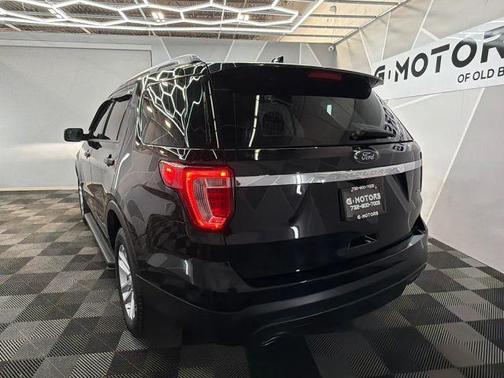 Black 2017 Ford Explorer Base