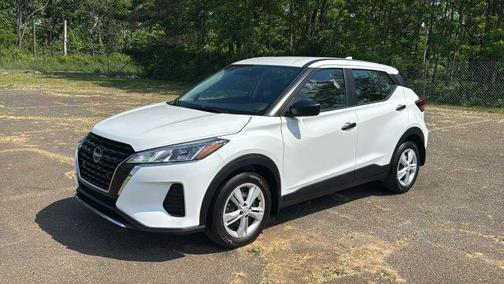 Fresh Powder 2024 Nissan Kicks S
