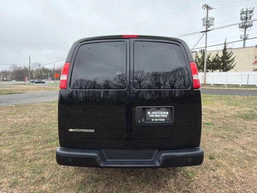 Black 2018 Chevrolet Express 3500 LS