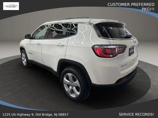 White 2021 Jeep Compass Latitude