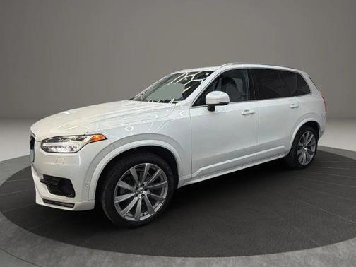 White 2019 Volvo XC90 T6 R-Design