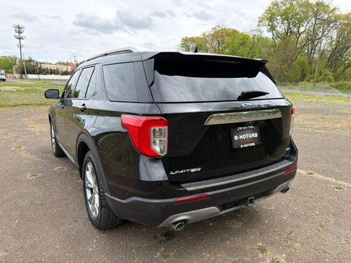 Black 2020 Ford Explorer Limited
