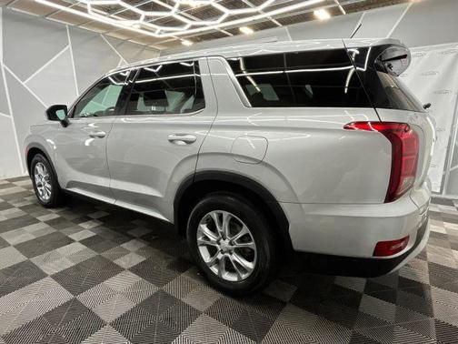 2022 Hyundai PALISADE SE