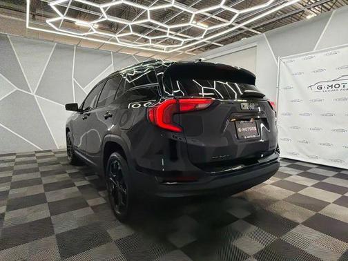 2020 GMC Terrain SLT