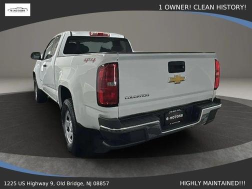 White 2015 Chevrolet Colorado WT