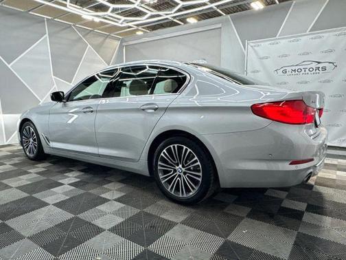 2020 BMW 530 i xDrive