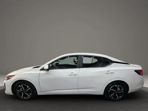 Cloud White 2025 Nissan Sentra SV