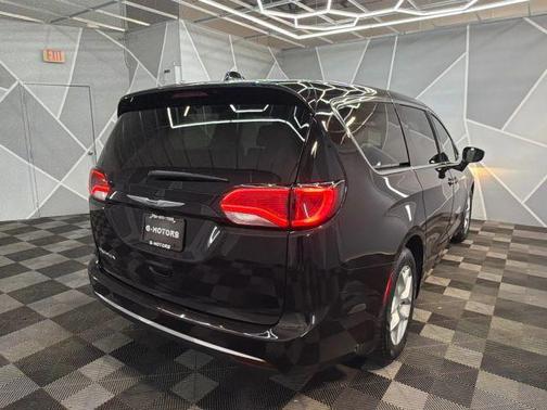 2019 Chrysler Pacifica Touring Plus