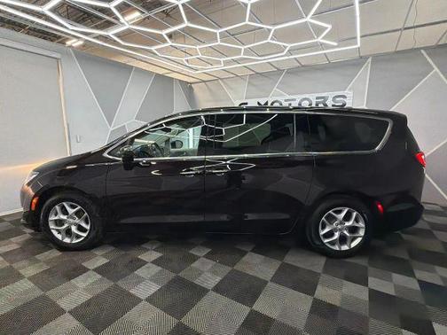 2019 Chrysler Pacifica Touring Plus