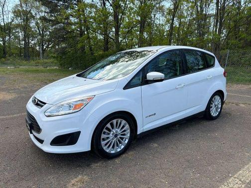 White 2017 Ford C-Max Hybrid SE