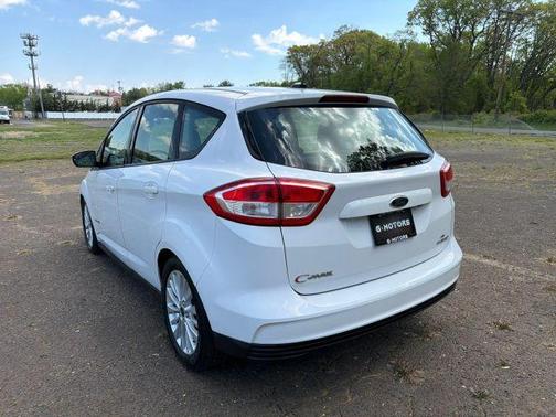 White 2017 Ford C-Max Hybrid SE