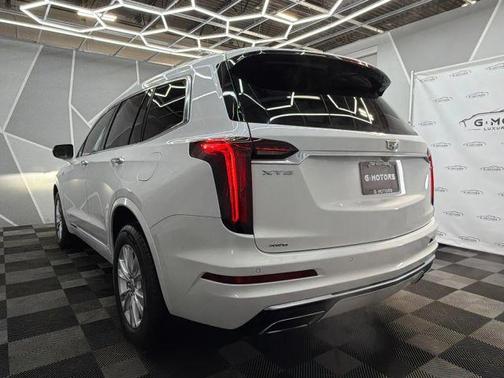 2023 Cadillac XT6 Luxury AWD