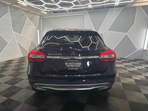 2017 Mercedes-Benz GLA 250 Base