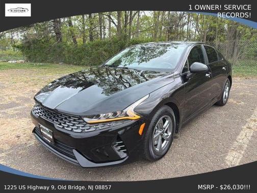 Black 2022 Kia K5 LXS