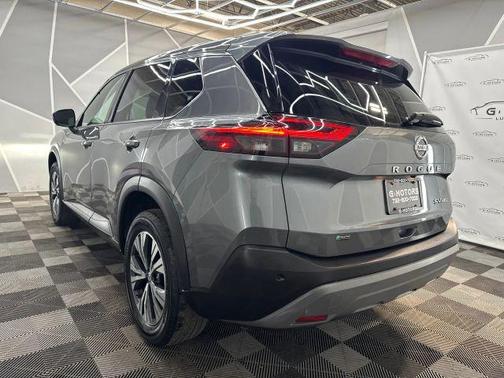 2021 Nissan Rogue SV