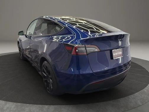 Blue 2021 Tesla Model Y Long Range