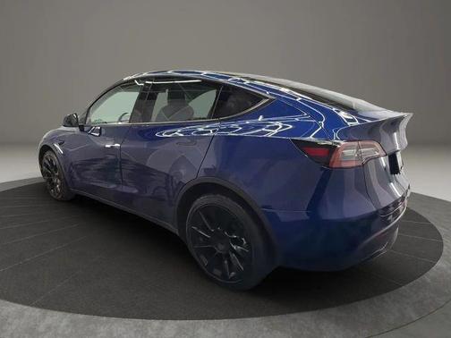 Blue 2021 Tesla Model Y Long Range