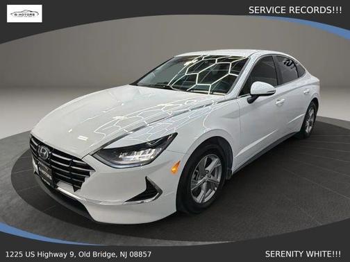 White 2023 Hyundai SONATA SE