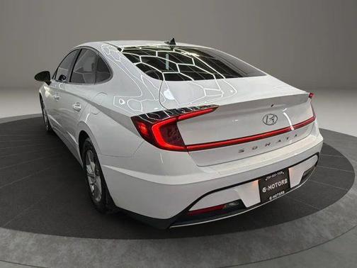 White 2023 Hyundai SONATA SE