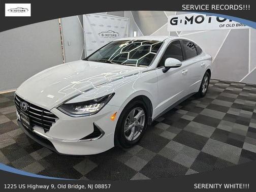 White 2023 Hyundai SONATA SE