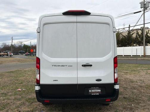 White 2023 Ford Transit-250 ROOF W/LWB