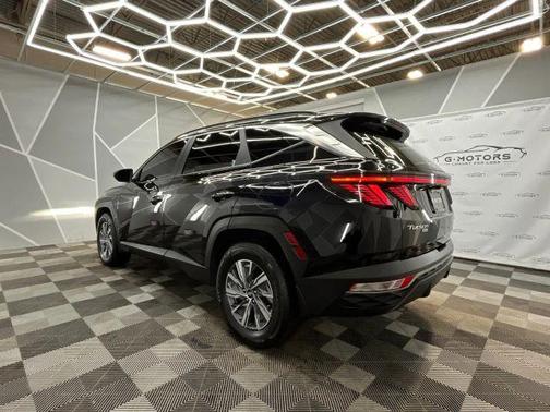 2022 Hyundai TUCSON Hybrid Blue