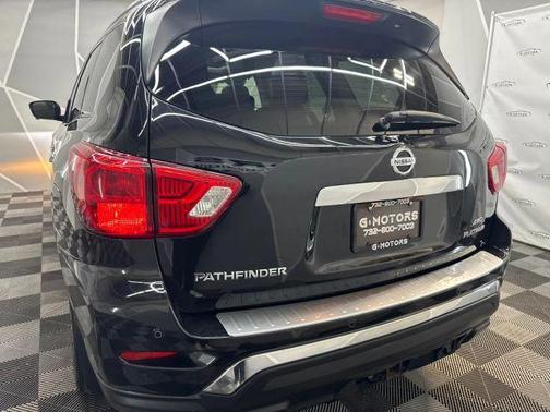 2018 Nissan Pathfinder Platinum