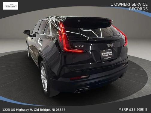 Black 2022 Cadillac XT4 Luxury